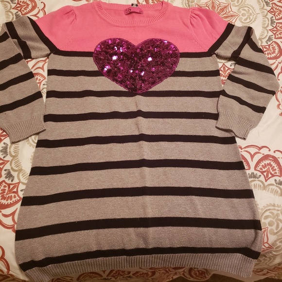 Sweater - Picture 2 of 7